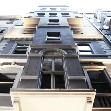 Ξενοδοχείο με διαμερίσματα Haus Galata 3*